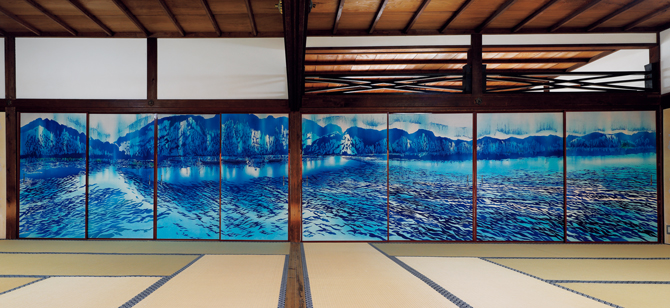 京都の歴史ある寺院へ“現代の襖絵”に会いに行く