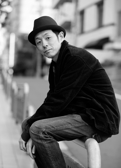 宮藤官九郎さんが久々の舞台で描く、身につまされる笑い