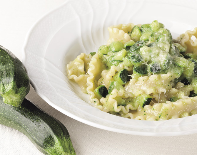 とろとろのズッキーニにチーズをきかせて！ 夏野菜1種で作るシンプル