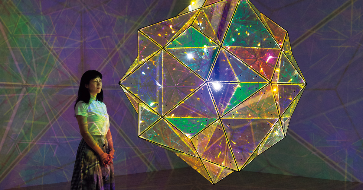 光を見つめ、霧に触れ、環境に想いを巡らす「オラファー・エリアソン