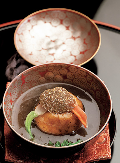 名品を愛でる“料亭美術館”。常盤貴子さんが訪ねる京都「菊乃井本店」