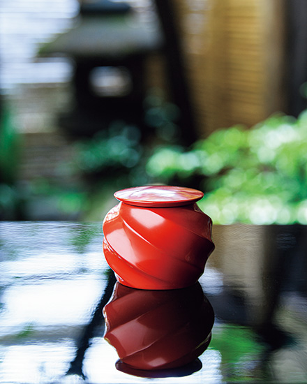 京都の老舗和菓子店「鍵善良房」が新たに開いたミュージアム。テーマは